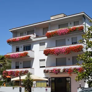 Apartahotel Orchidea Marina, Tirrenia