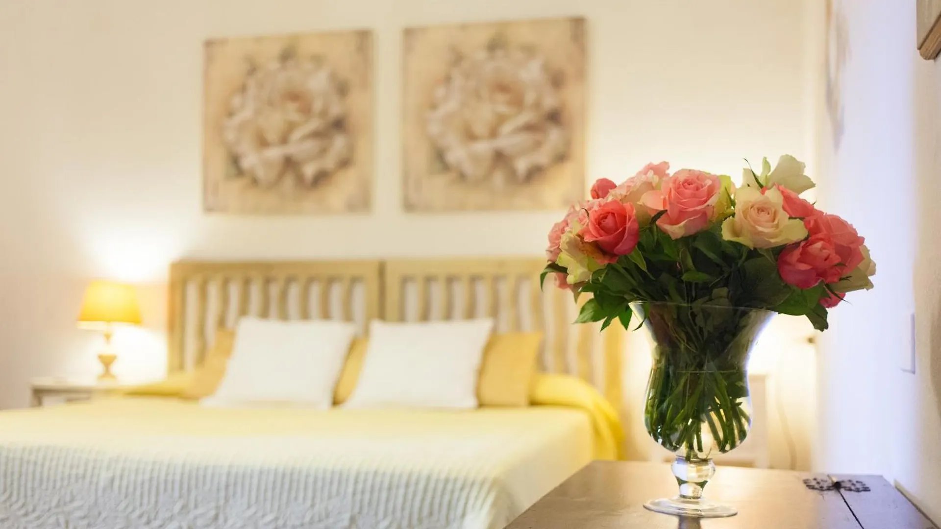 Casa Matilde Bed & Breakfast Mommio Italy