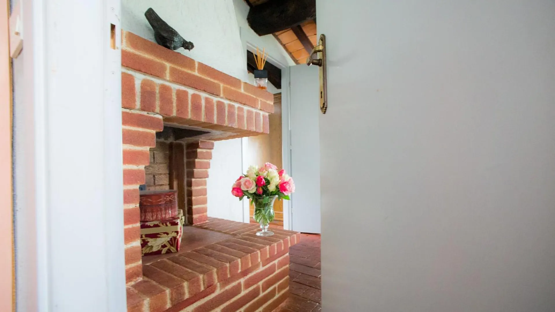 Casa Matilde Bed & Breakfast Mommio 0*,  Italy