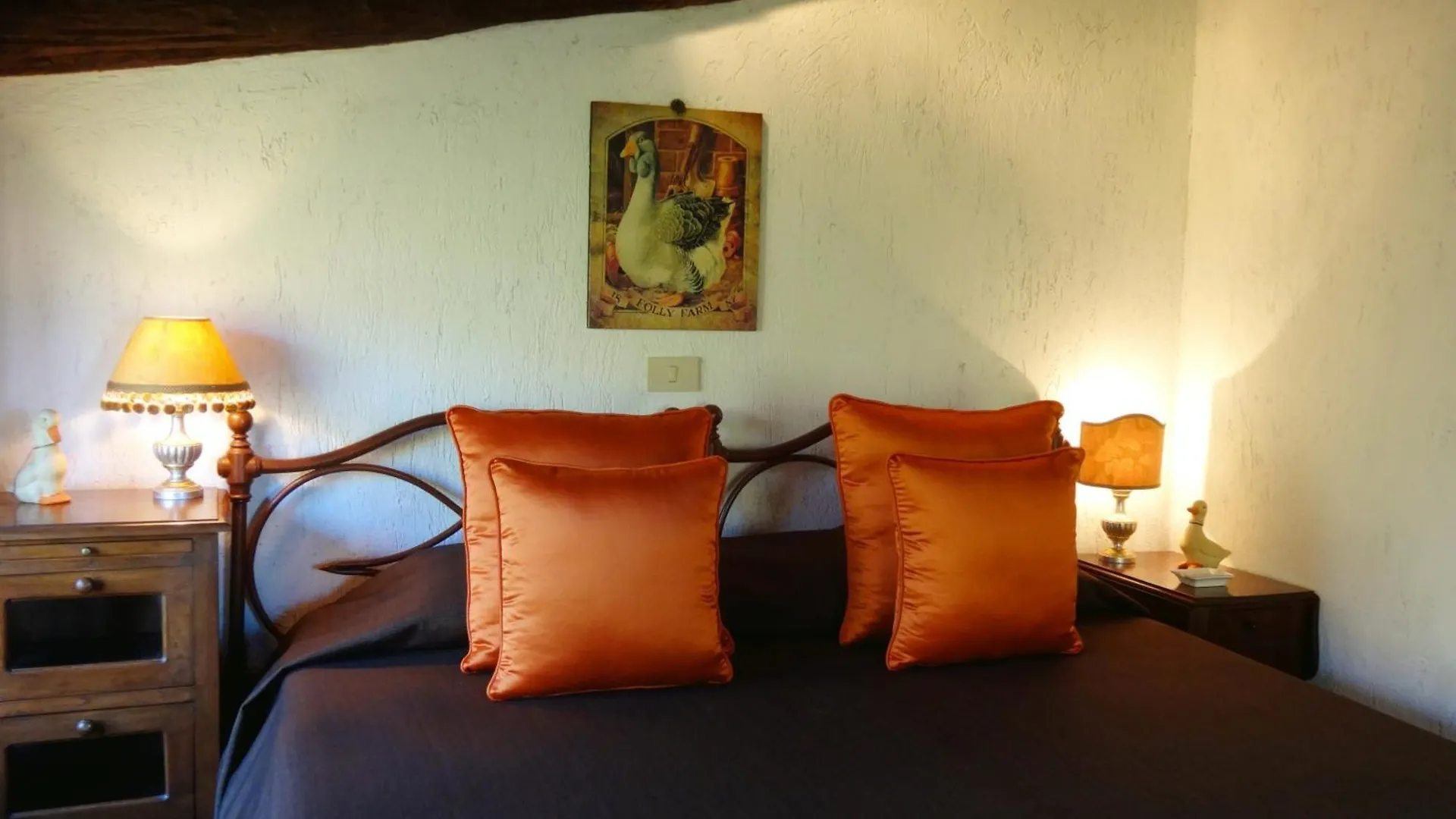 Casa Matilde Bed & Breakfast Mommio Italy