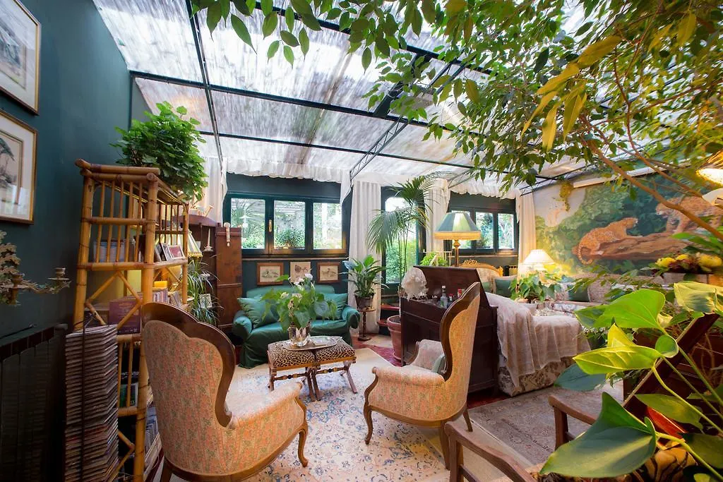 Casa Matilde Bed & Breakfast Mommio Italy